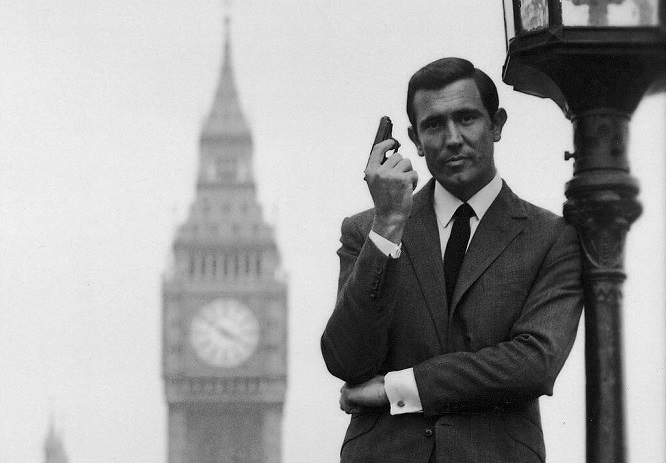 James  Bond - kto wcielał się w rolę agenta 007?