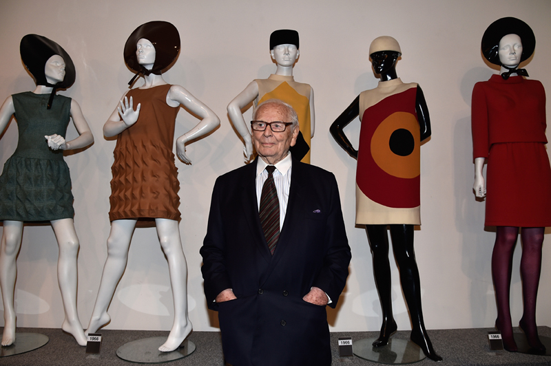 Pierre Cardin. Francuski wirtuoz mody ,,haute couture” i wierny współpracownik Chrystiana Diora